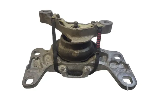 Volvo V40 Engine mount bracket 326F09 31359639