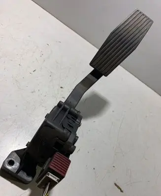 Opel Signum Accelerator throttle pedal 9186724 6PV00832200