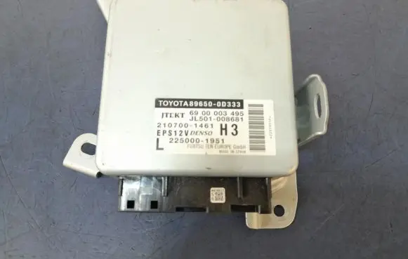 Toyota Yaris Other control units/modules 89650-0D333