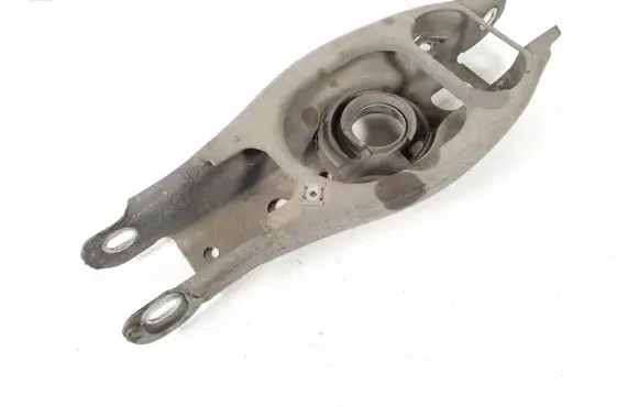 BMW 1 E82 E88 Rear control arm 6772899