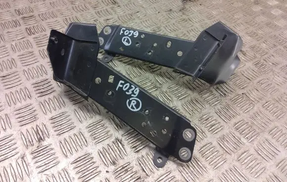 Mazda CX-3 Fender mounting bracket