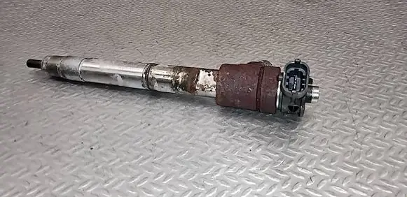 Opel Zafira C Fuel injector 0445110713 55488616