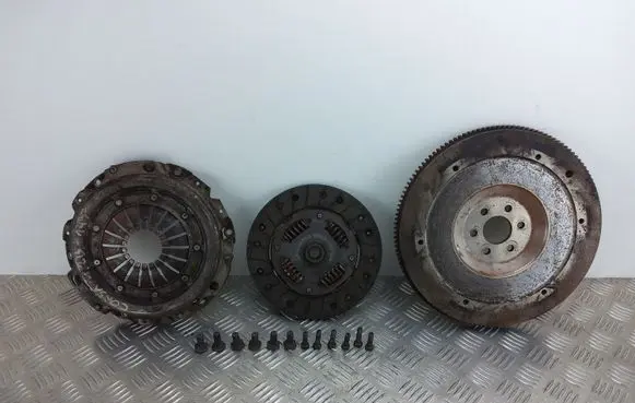 Opel Corsa D Clutch set kit 55565534 121878003799 55572815