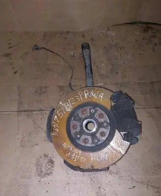 Alfa Romeo 159 Front wheel hub spindle knuckle