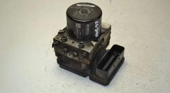 Volkswagen Golf VI ABS Pump 1K0907379BE 1K0614517CP 10061936541