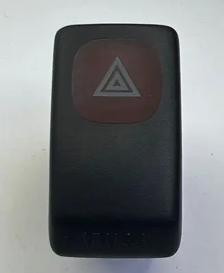 Volkswagen PASSAT B3 Hazard light switch SAECC82 MR83D0T