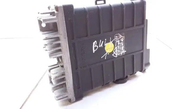 Audi 80 90 B3 Engine control unit/module 0261200220 893907404
