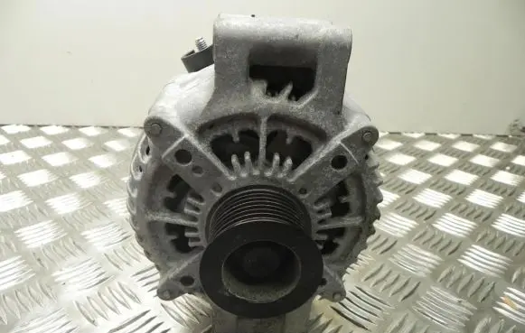 BMW 2 F22 F23 Generator/alternator 7616119 VD10238
