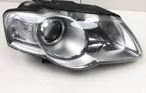 Volkswagen PASSAT B6 Headlight/headlamp 3C0941006AD 89316420