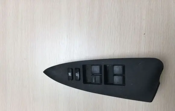 Toyota RAV 4 (XA30) Electric window control switch