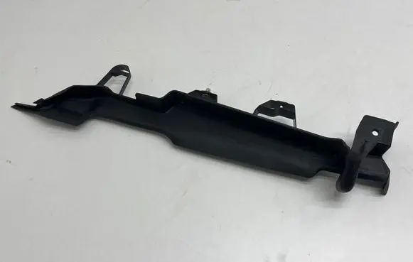 Audi Q3 F3 Fender end trim 83A821170A