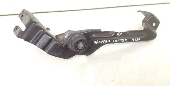 Mercedes-Benz E W211 Front bumper mounting bracket
