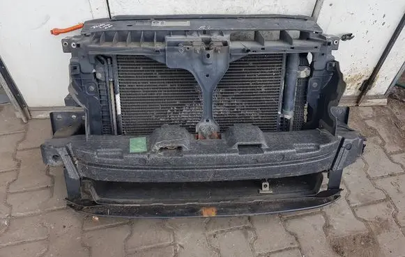 Volkswagen Tiguan Radiator support slam panel
