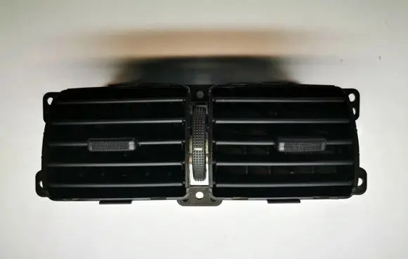 Hyundai Tucson JM Dash center air vent grill 974102E000