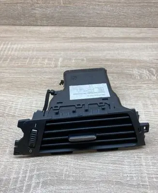 BMW 3 E90 E91 Dashboard side air vent grill/cover trim 9130465 144821 Rightside