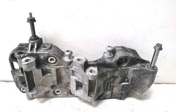 BMW 5 F10 F11 Generator/alternator bracket 1116850686305