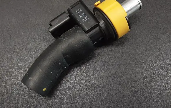 Citroen C4 III e-C4 Air pressure sensor 9811682480