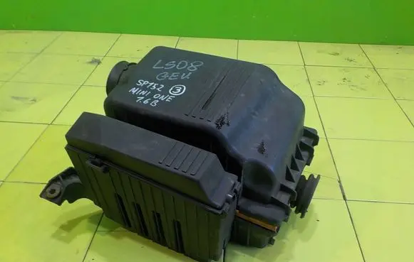 Mini One - Cooper Coupe R56 Air filter box 7541369