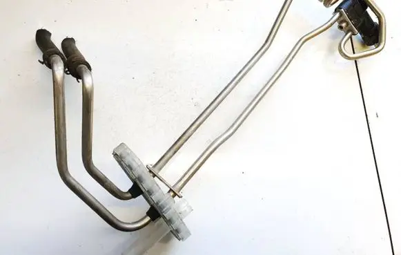 Mercedes-Benz S W221 Engine coolant pipe/hose 1408300384