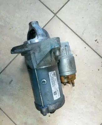 Renault Master III Starter motor 233009813R NE69829