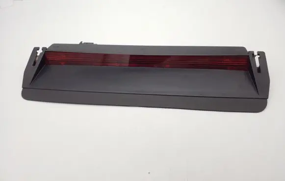 Volkswagen PASSAT CC Third/center stoplight 3C8945087