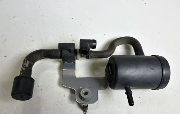 Ford Mustang VI Breather/breather pipe/hose FR3C6J003AB