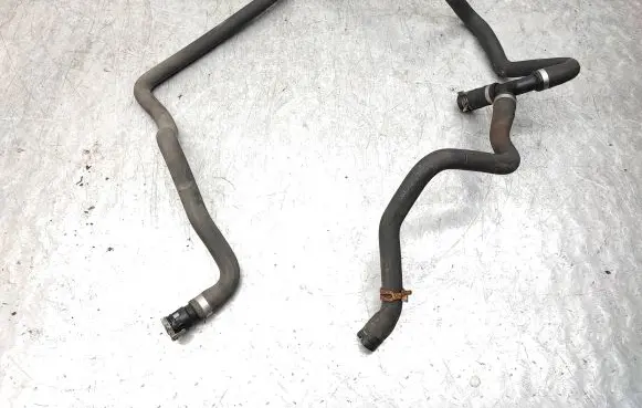 Ford Focus Engine coolant pipe/hose