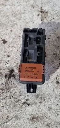 Mitsubishi Space Star Fuse box set MB953355