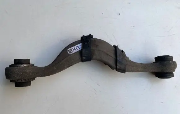 BMW 5 G30 G31 Rear upper control arm/wishbone 6861120 BMW3332