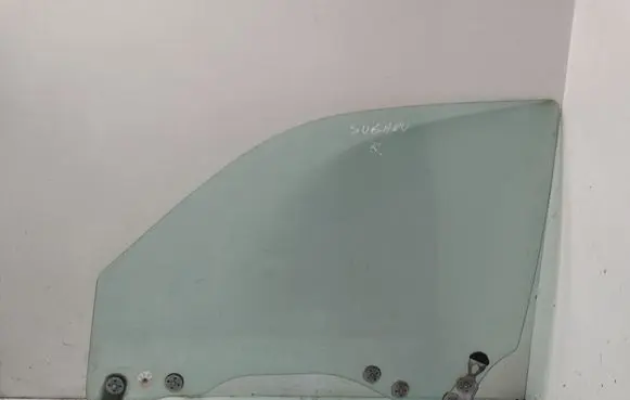 Subaru Forester SG Front door window glass four-door 43R00020