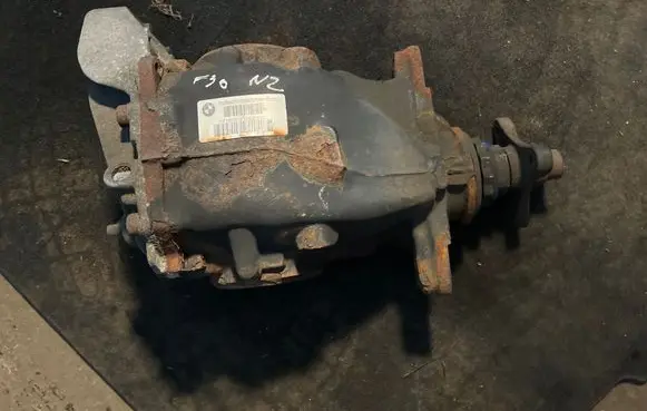 BMW 3 F30 F35 F31 Rear differential 7599475 E27091323 0712051210630003