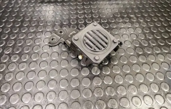 Nissan Leaf I (ZE0) Alarm system siren 281H03NA0A