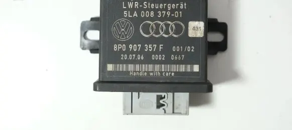 Audi Q7 4L Light module LCM 8P0907357F 5LA00837901