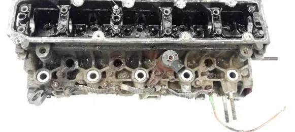 Citroen Xsara Picasso Engine head 9633750710 H10405D