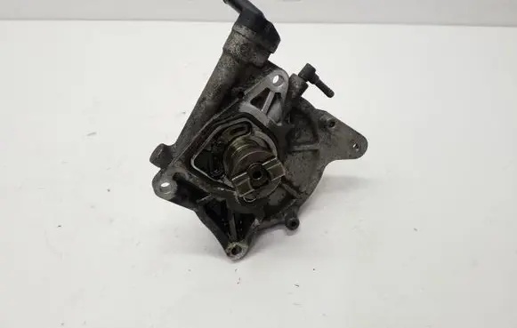 Hyundai ix35 Vacuum pump 288102F000
