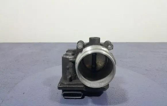 Volvo XC90 Throttle body valve 31293736