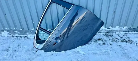 Jaguar XE Rear door 