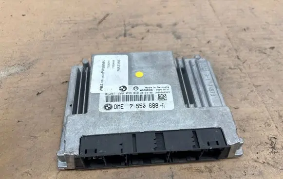 BMW 1 F20 F21 Engine control unit/module 0261209036 7550688 1039S08343