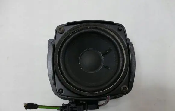 Audi A8 S8 D3 4E Parcel shelf speaker 4E0035411G