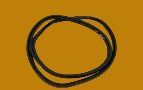 Mazda 3 Trunk rubber seal (body) 