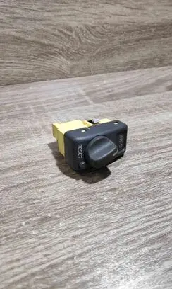 Volvo S70 V70 V70 XC On-board computer control switch 9162959 99W22K
