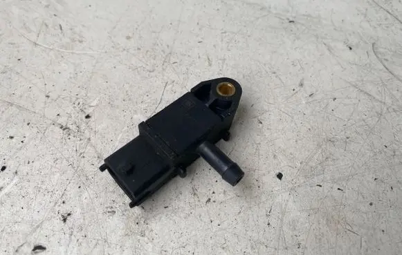 Opel Insignia A Exhaust gas pressure sensor 55566186