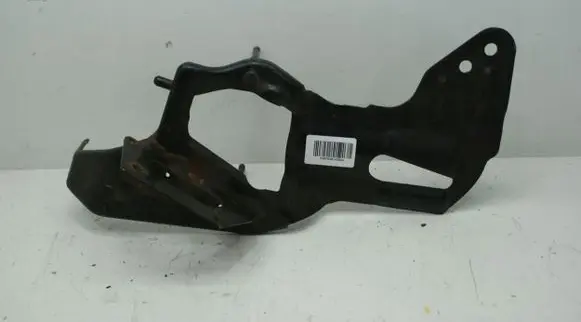 Mercedes-Benz R W251 Pneumatic air compressor holding bracket A2513210040
