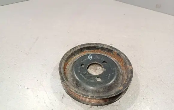 Volkswagen PASSAT B5.5 Power steering pump pulley 058145255B