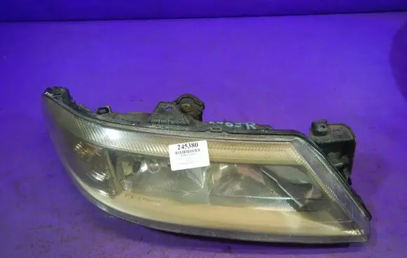 Renault Laguna II Headlight/headlamp 8200163324