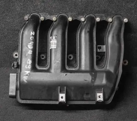 BMW 1 E81 E87 Intake manifold