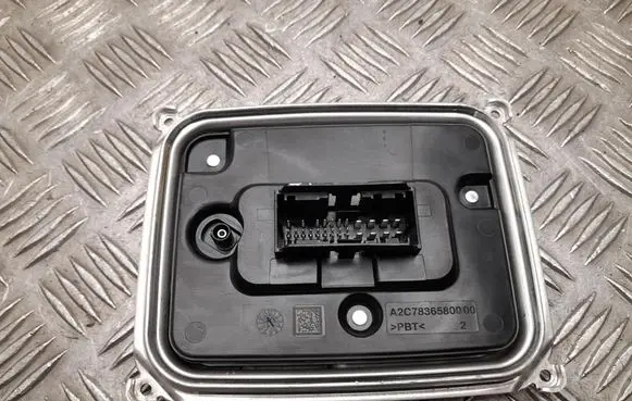 Mercedes-Benz GLC C254 Light module LCM A207836590100