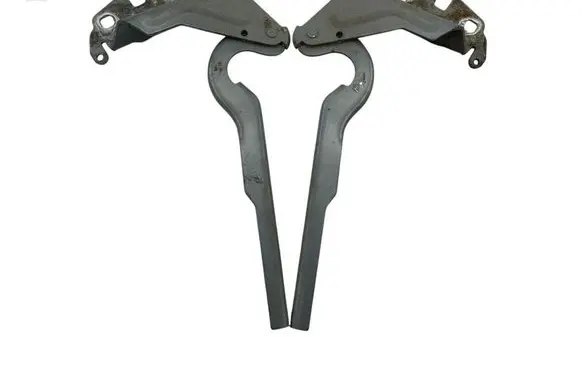 Volkswagen PASSAT CC Engine bonnet/hood hinges 3C8823302A 3C8823301A