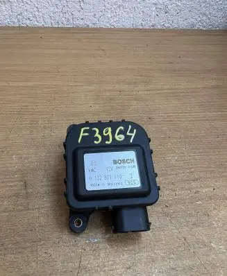 Renault Espace III Intake manifold valve actuator/motor 0132801110 F3964