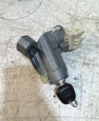 Toyota Yaris Ignition lock N0502241256